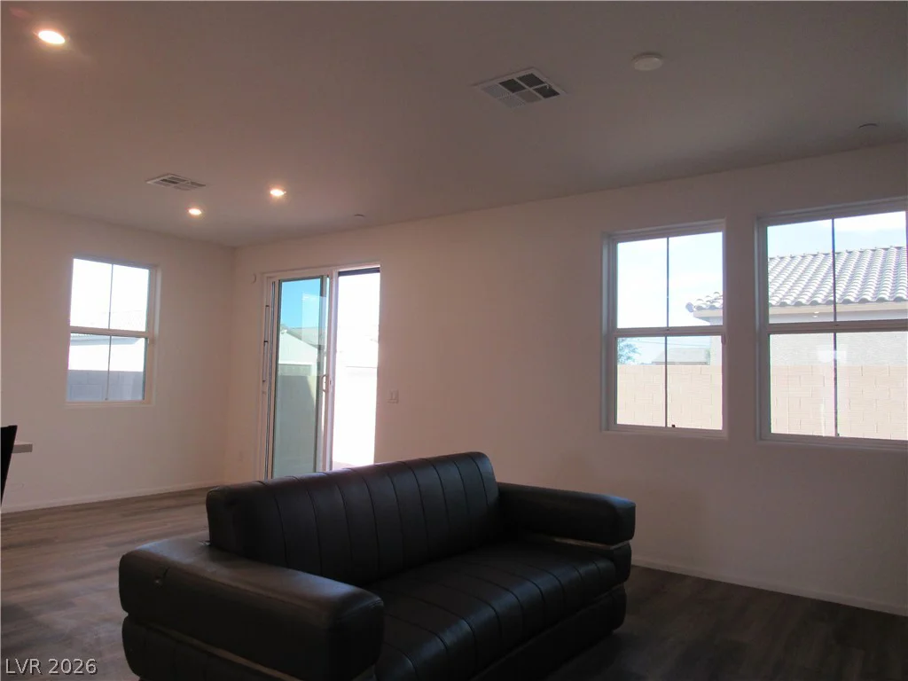 4709 Woodland, Las Vegas, NV 89121