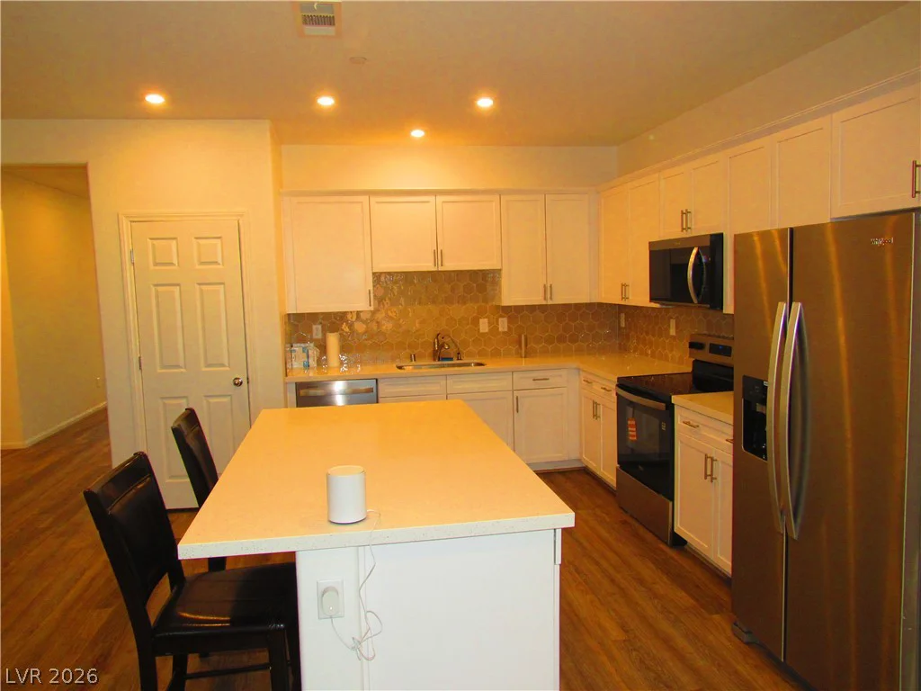 4709 Woodland, Las Vegas, NV 89121
