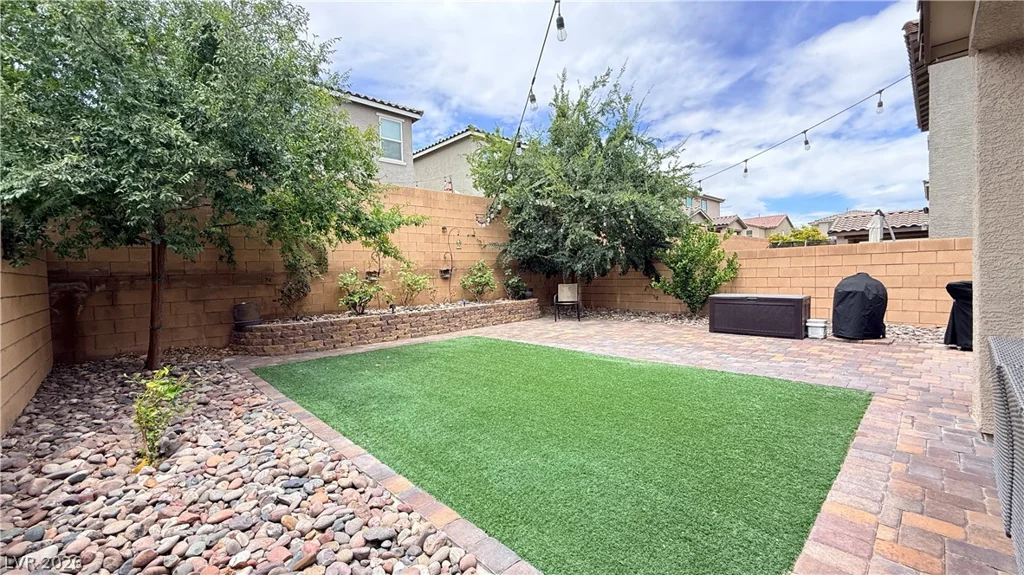 5557 Anshan, Las Vegas, NV 89148