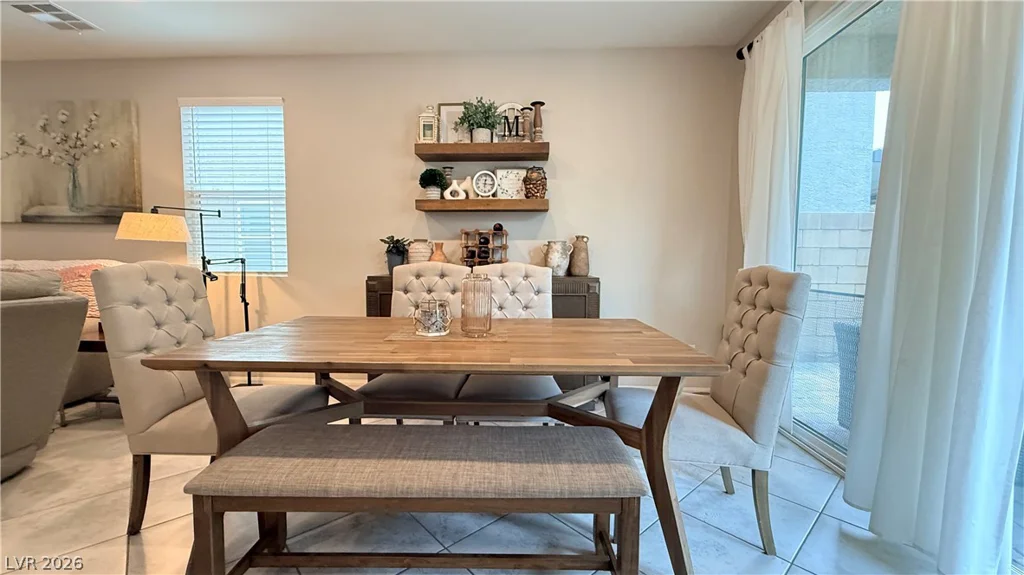 5557 Anshan, Las Vegas, NV 89148