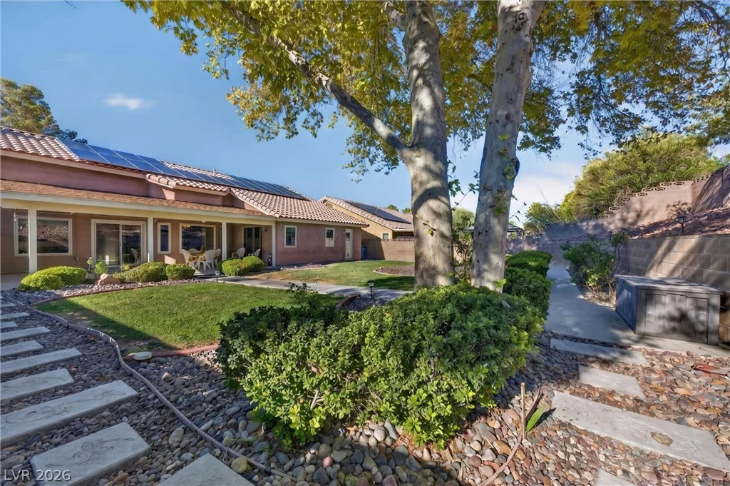 1929 Golden Vista, Las Vegas, NV 89123