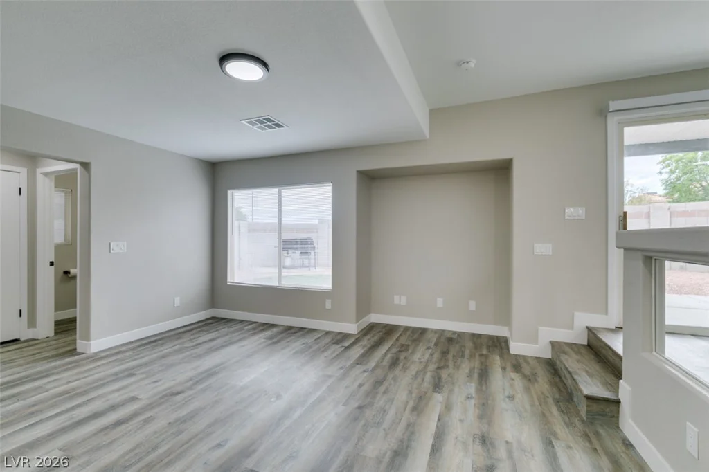 8721 Raindrop Canyon, Las Vegas, NV 89129
