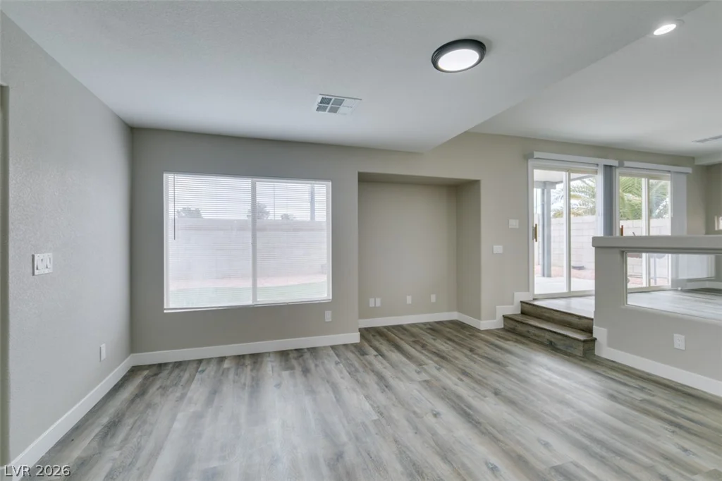 8721 Raindrop Canyon, Las Vegas, NV 89129