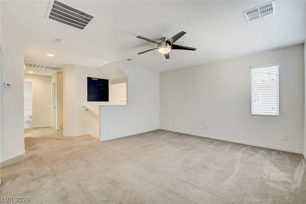 7841 Blue Lake Peak, Las Vegas, NV 89166