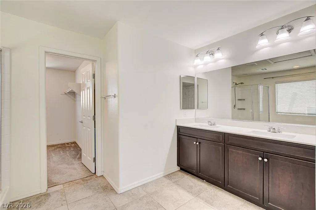7841 Blue Lake Peak, Las Vegas, NV 89166