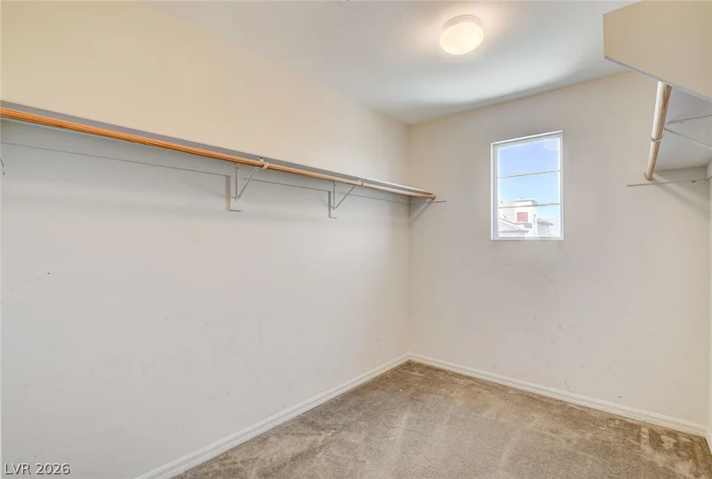 7841 Blue Lake Peak, Las Vegas, NV 89166