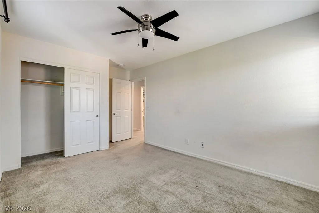 7841 Blue Lake Peak, Las Vegas, NV 89166