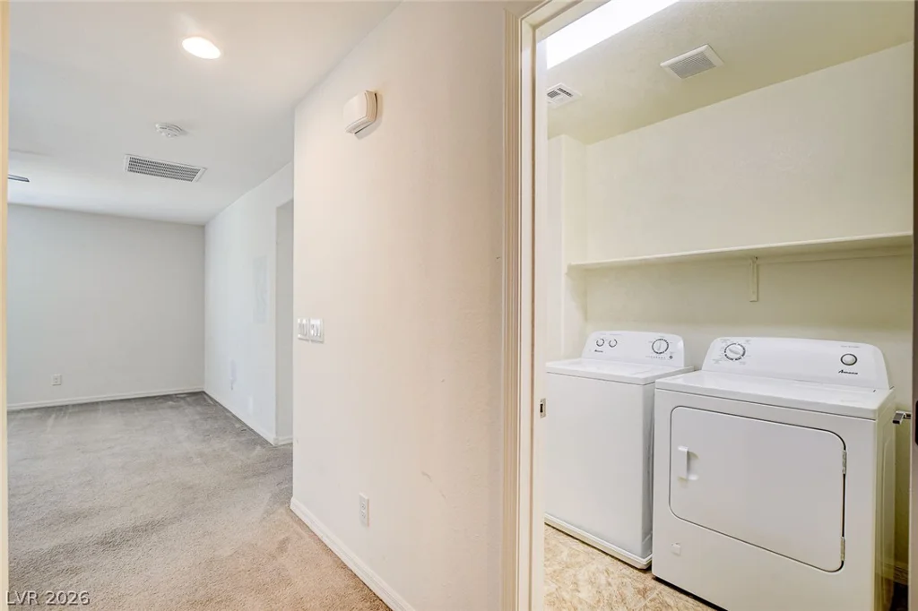 7841 Blue Lake Peak, Las Vegas, NV 89166