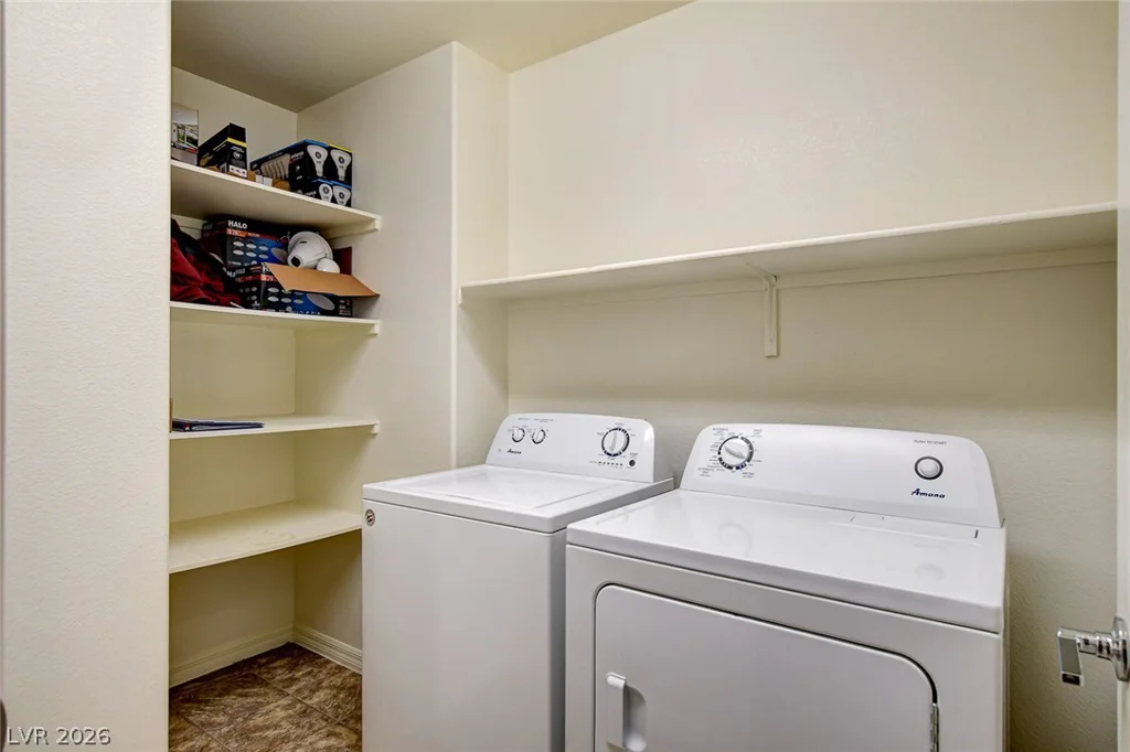 7841 Blue Lake Peak, Las Vegas, NV 89166