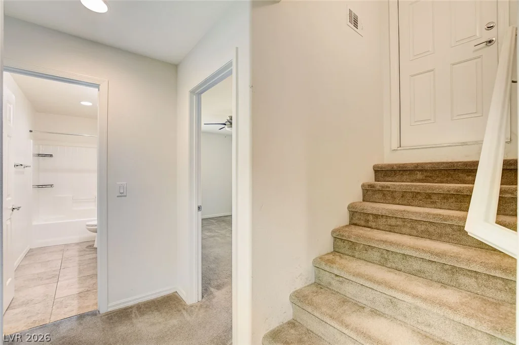 7841 Blue Lake Peak, Las Vegas, NV 89166