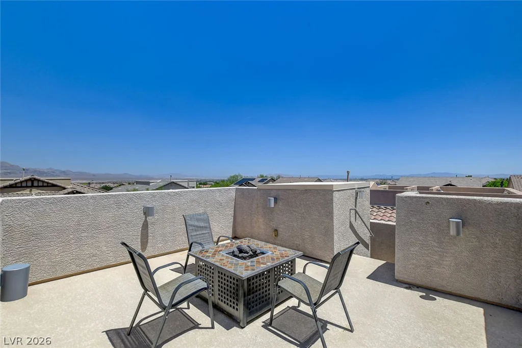 7841 Blue Lake Peak, Las Vegas, NV 89166