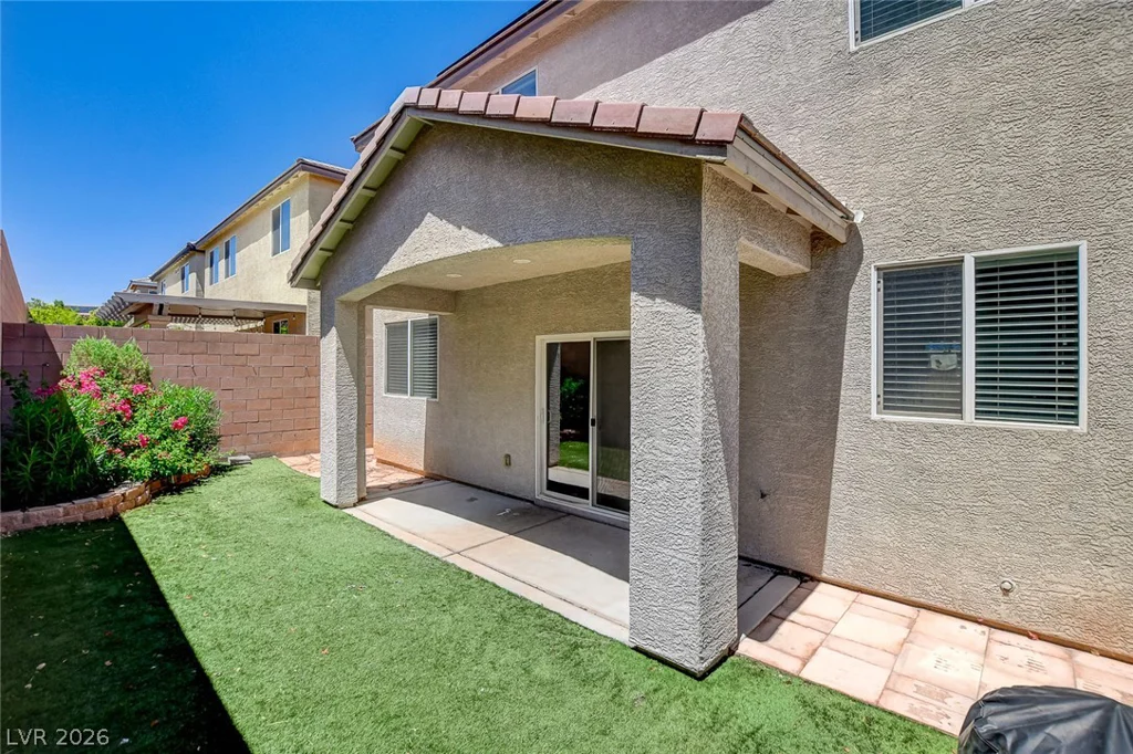 7841 Blue Lake Peak, Las Vegas, NV 89166