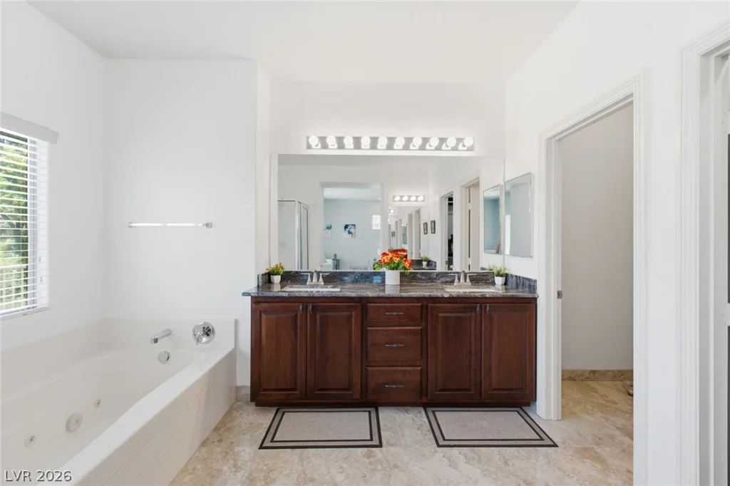4105 Cathedral Falls, North Las Vegas, NV 89085