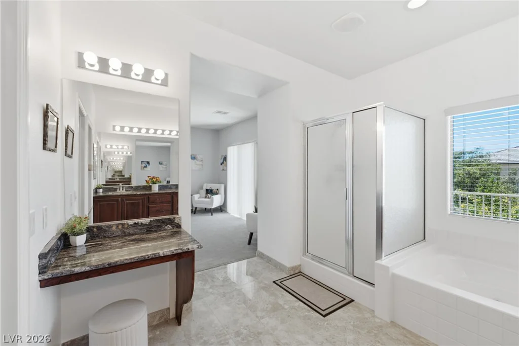 4105 Cathedral Falls, North Las Vegas, NV 89085