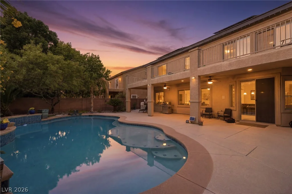4105 Cathedral Falls, North Las Vegas, NV 89085