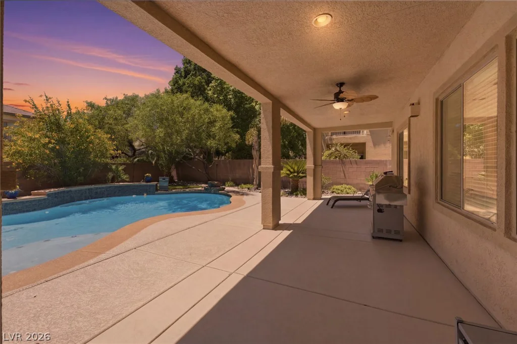 4105 Cathedral Falls, North Las Vegas, NV 89085