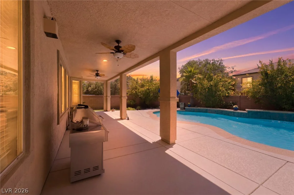 4105 Cathedral Falls, North Las Vegas, NV 89085