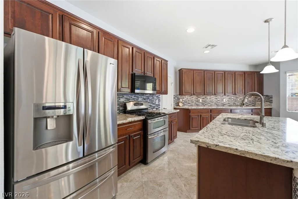 4105 Cathedral Falls, North Las Vegas, NV 89085