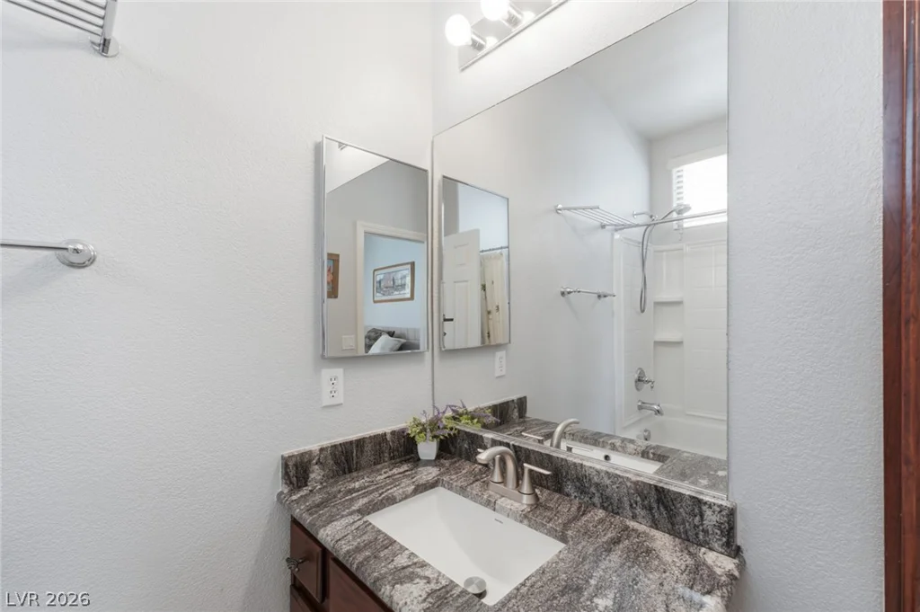 4105 Cathedral Falls, North Las Vegas, NV 89085