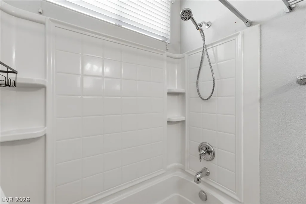 4105 Cathedral Falls, North Las Vegas, NV 89085