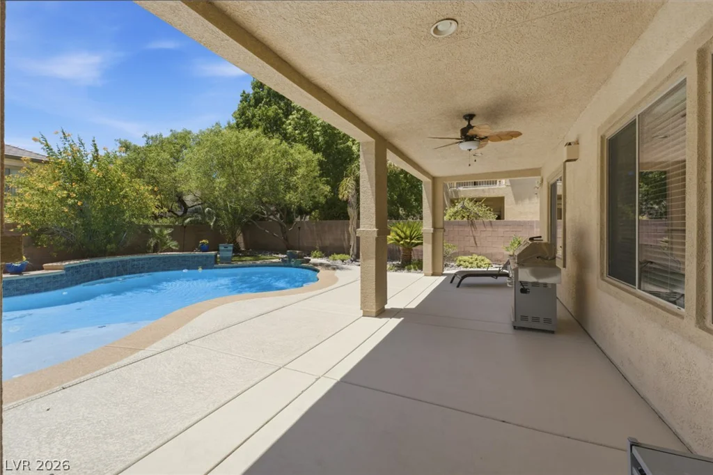 4105 Cathedral Falls, North Las Vegas, NV 89085
