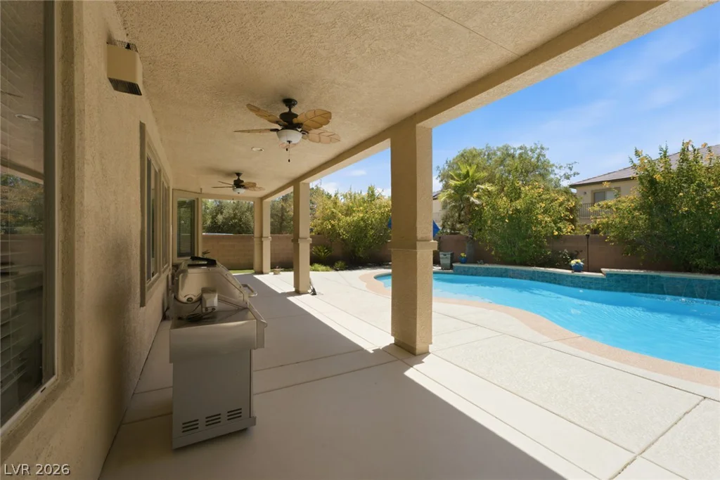 4105 Cathedral Falls, North Las Vegas, NV 89085