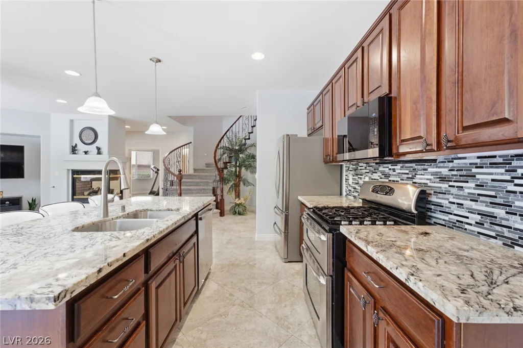 4105 Cathedral Falls, North Las Vegas, NV 89085