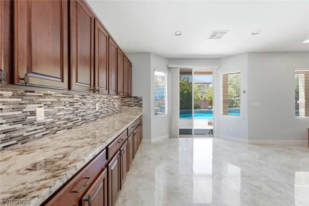 4105 Cathedral Falls, North Las Vegas, NV 89085
