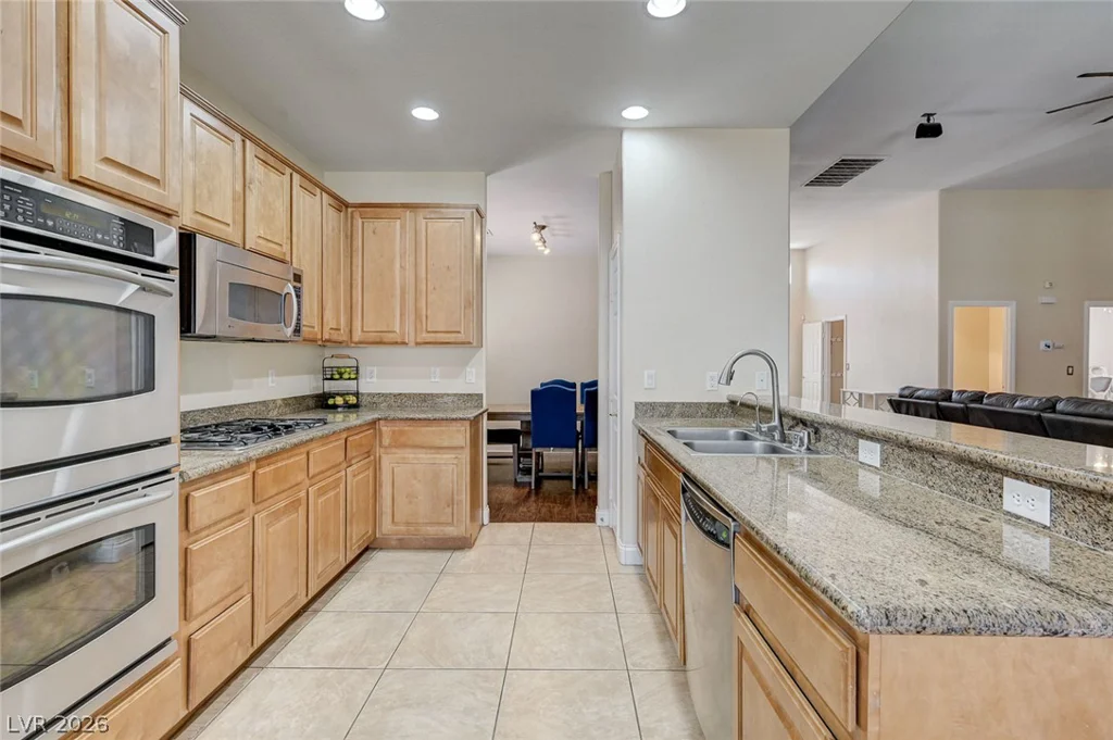 6000 Cabo San Lucas, Las Vegas, NV 89131