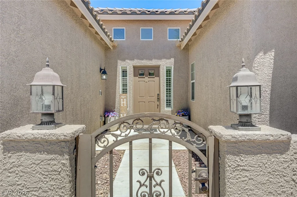 6000 Cabo San Lucas, Las Vegas, NV 89131
