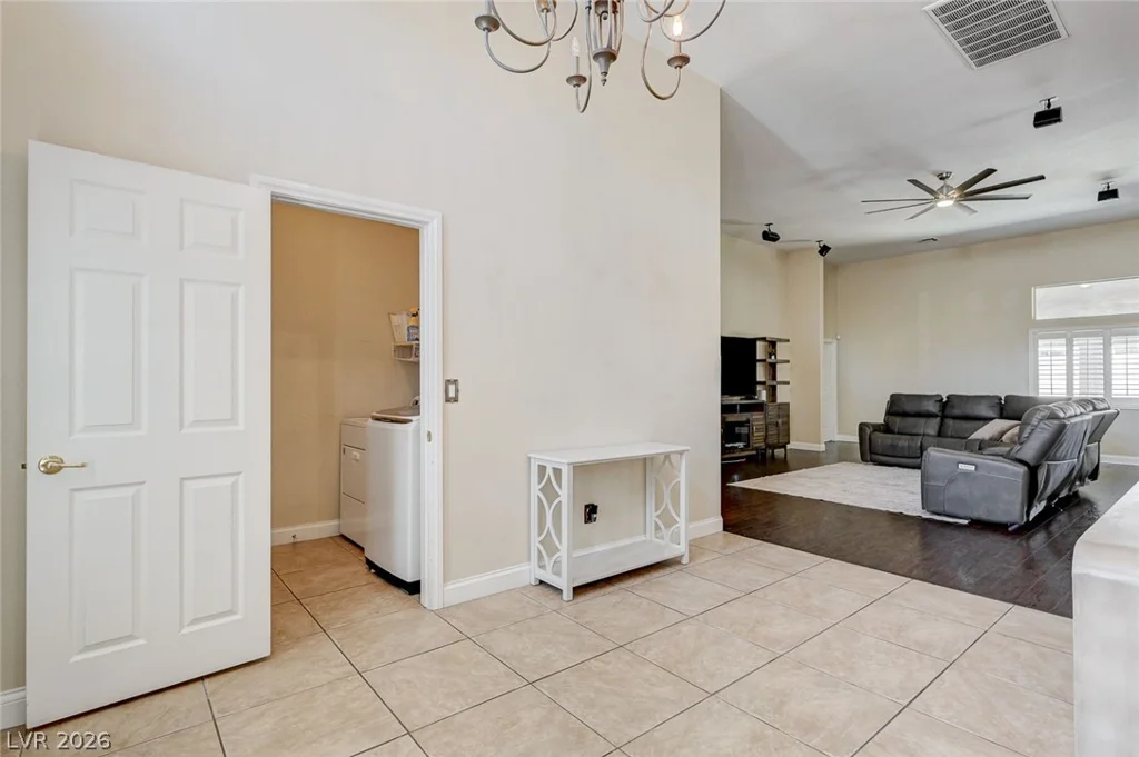 6000 Cabo San Lucas, Las Vegas, NV 89131