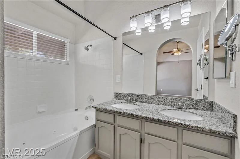 7628 Desert Cactus, Las Vegas, NV 89149
