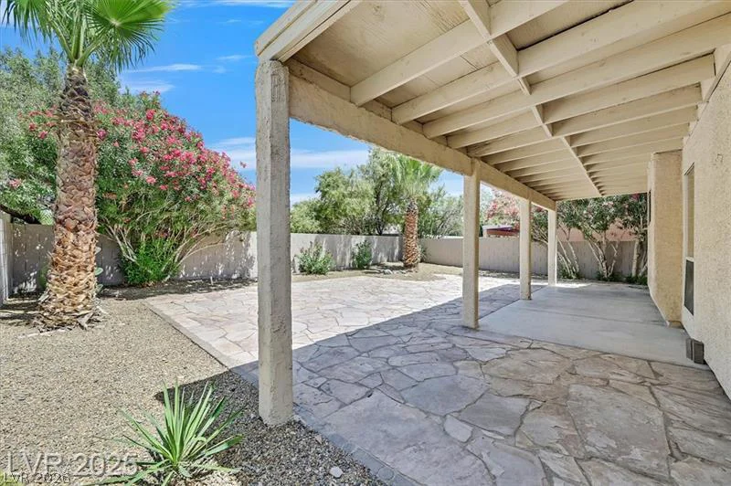 7628 Desert Cactus, Las Vegas, NV 89149
