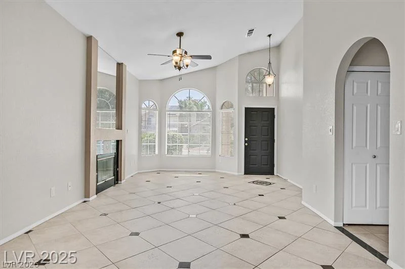 7628 Desert Cactus, Las Vegas, NV 89149