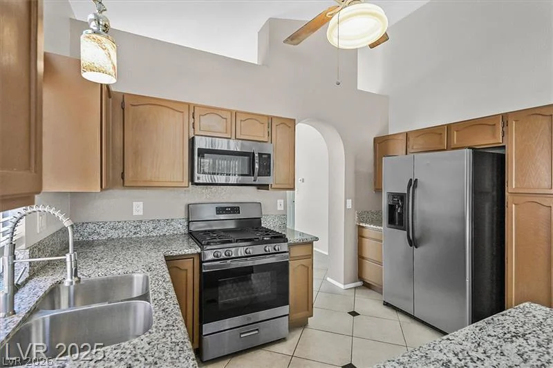 7628 Desert Cactus, Las Vegas, NV 89149