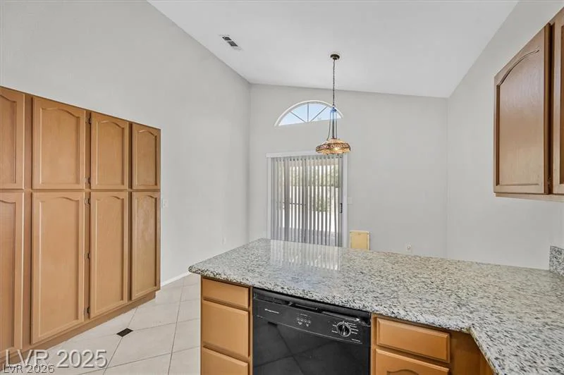 7628 Desert Cactus, Las Vegas, NV 89149