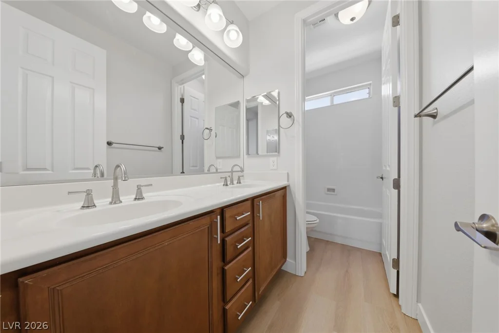 8436 Benicasim, Las Vegas, NV 89178