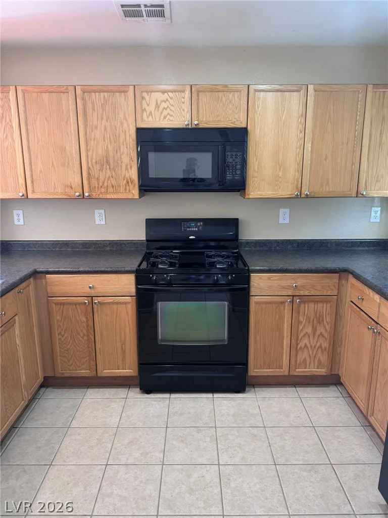 8949 CAREFUL CANVAS, Las Vegas, NV 89149