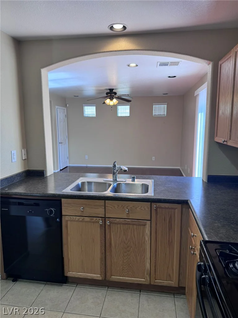 8949 CAREFUL CANVAS, Las Vegas, NV 89149