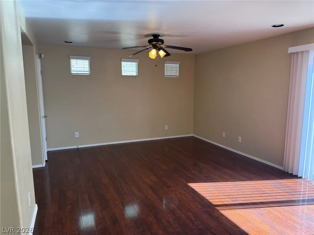 8949 CAREFUL CANVAS, Las Vegas, NV 89149