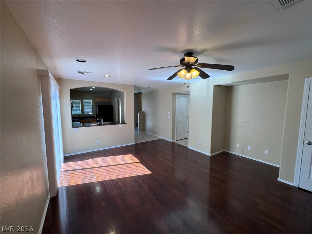 8949 CAREFUL CANVAS, Las Vegas, NV 89149