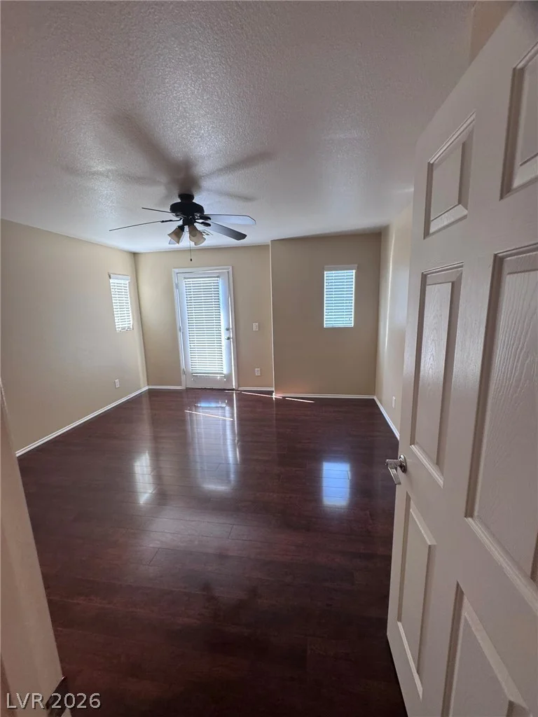 8949 CAREFUL CANVAS, Las Vegas, NV 89149