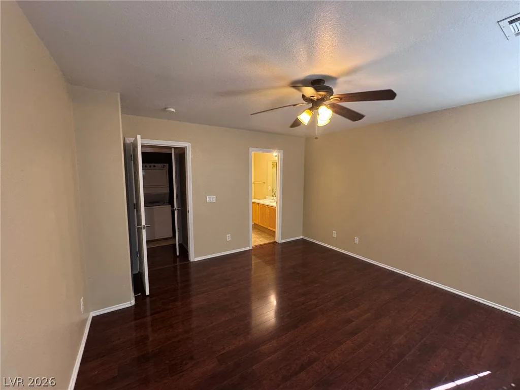 8949 CAREFUL CANVAS, Las Vegas, NV 89149