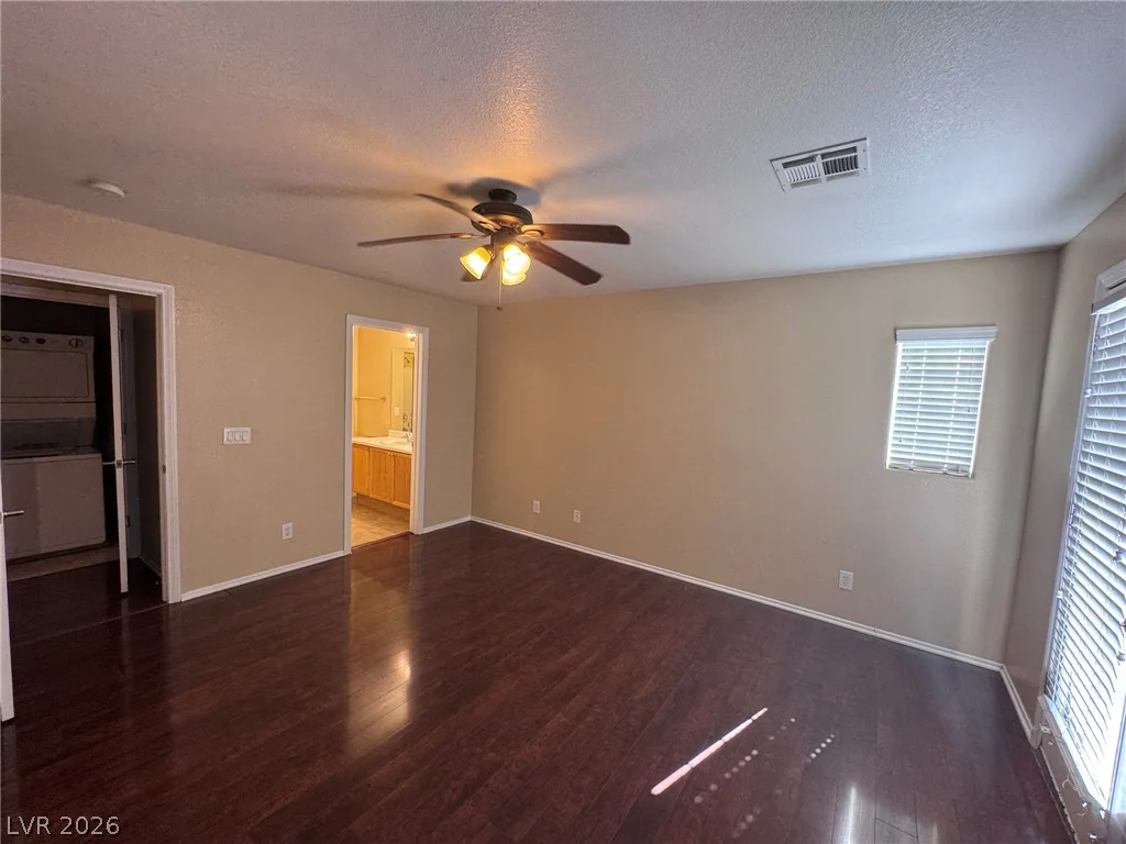 8949 CAREFUL CANVAS, Las Vegas, NV 89149