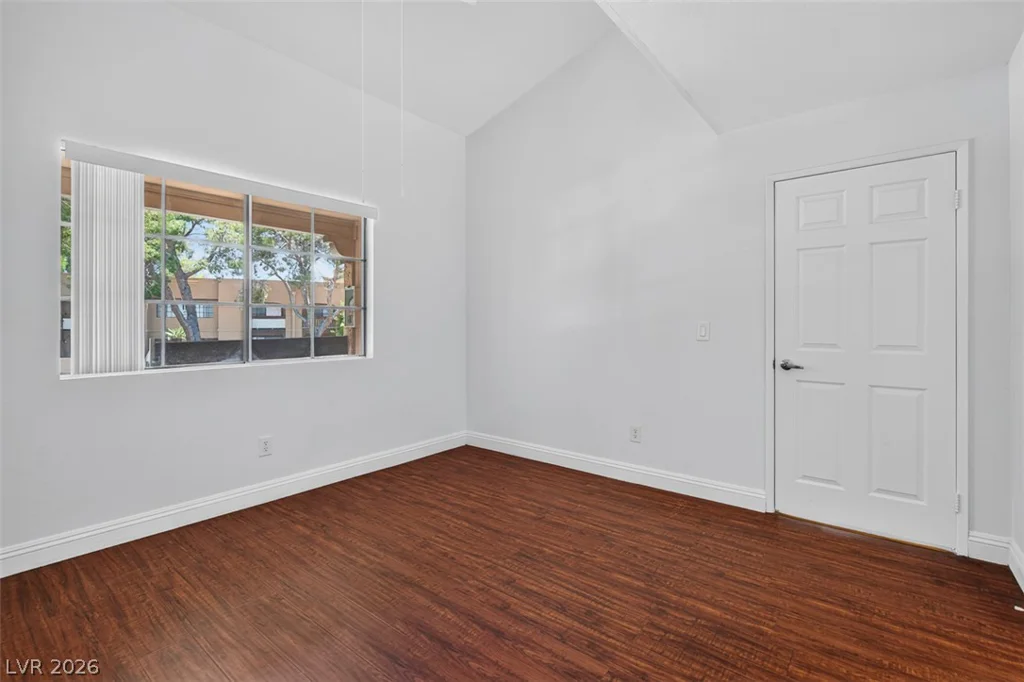 5158 Jones, Las Vegas, NV 89118