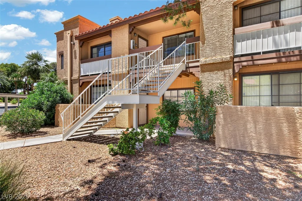 5158 Jones, Las Vegas, NV 89118