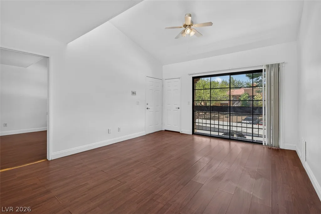 5158 Jones, Las Vegas, NV 89118