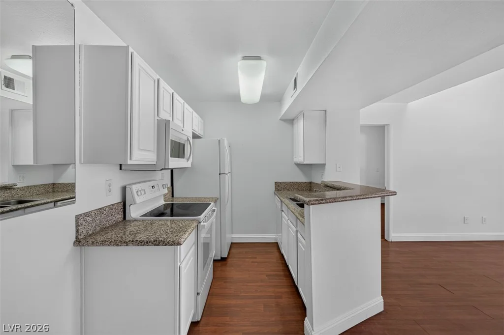 5158 Jones, Las Vegas, NV 89118