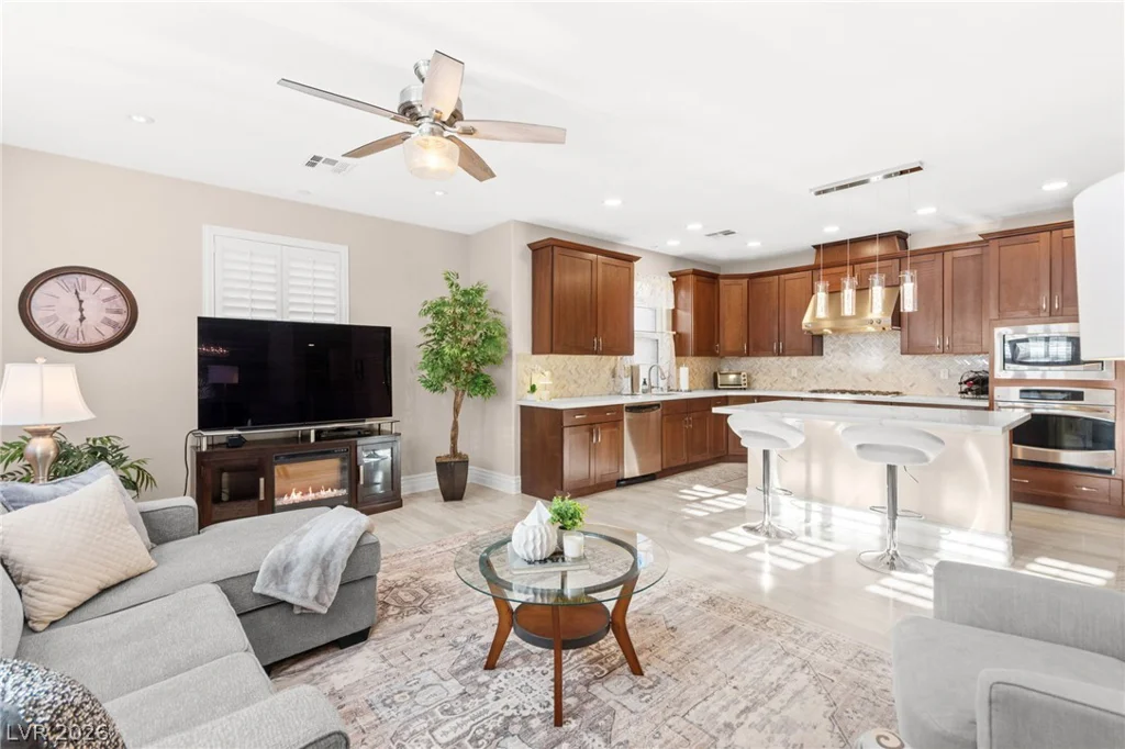 1 Corte Vita, Henderson, NV 89011