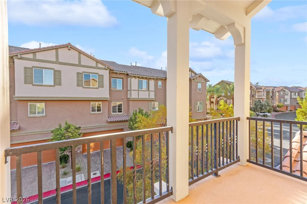 1 Corte Vita, Henderson, NV 89011